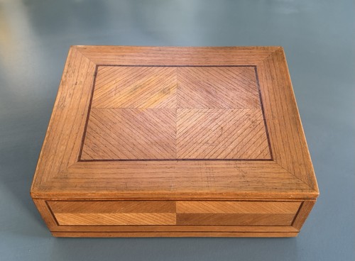 Holzschatulle geometrisches